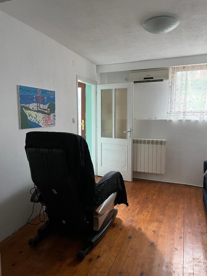 Apartment 5min Airport